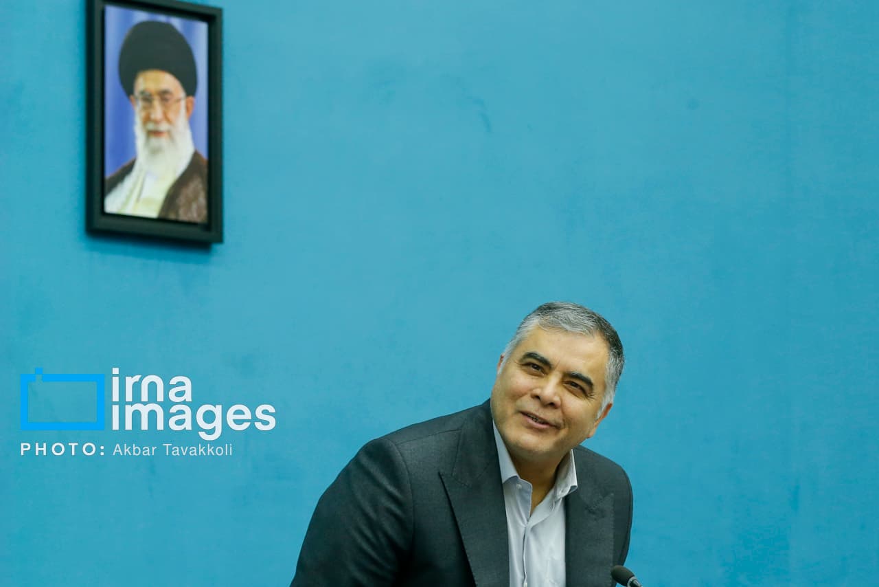 محسن پاک‌نژاد، وزیر نفت